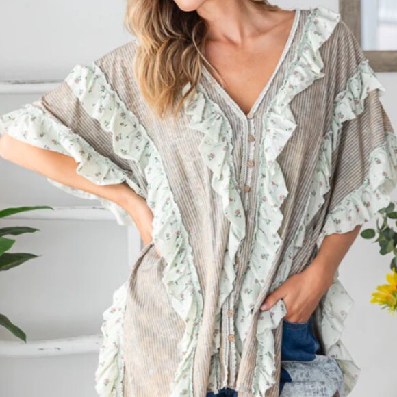 Oli &Hali Tops - Floral Ruffle V-Neck Top